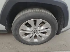 2022 Toyota Wildlander 2.0L CVT 2WD, белый — фото 6