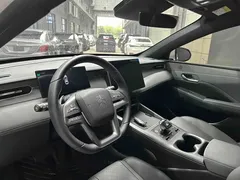 2025 BYD Qin PLUS EV Smart Driving 420km Leading, белый — фото 7
