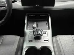 2025 BYD Qin PLUS EV Smart Driving 420km Leading, белый — фото 15