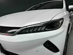 2025 BYD Qin PLUS EV Smart Driving 420km Leading, белый — фото 19