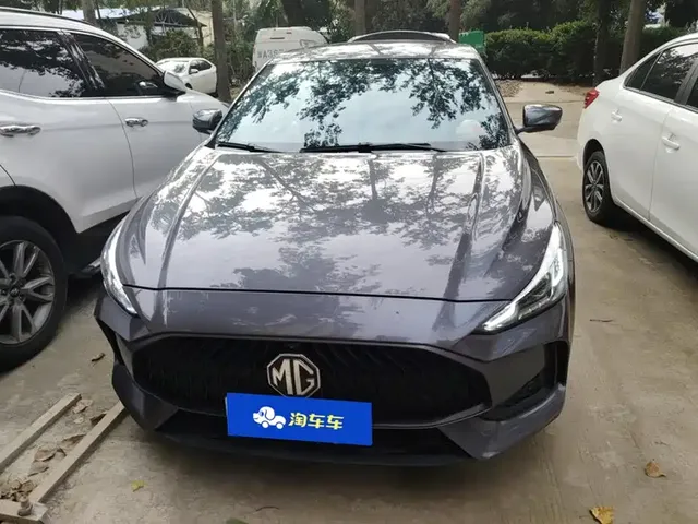 2022 MG MG5 180DVVT CVT Luxury