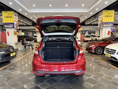 2021 Nissan Tiida 1.6L CVT — фото 30