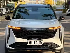 2023 Geely Atlas L 1.5TD DCT Premium, белый — фото 2