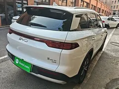 2025 BYD Song Pro 2nd Gen Smart Driving DM-i PHEV 75km Leading, белый — фото 7