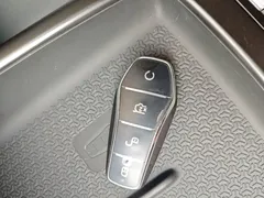 2025 BYD Song Pro 2nd Gen Smart Driving DM-i PHEV 75km Leading, белый — фото 9