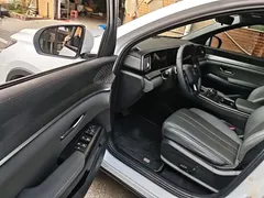 2025 BYD Song Pro 2nd Gen Smart Driving DM-i PHEV 75km Leading, белый — фото 16