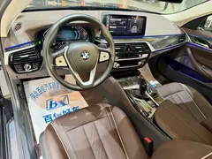 2022 BMW 5 Series 525Li Luxury Package, чёрный — фото 13