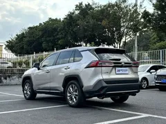 2022 Toyota Wildlander 2.0L CVT 2WD Luxury Plus — фото 5