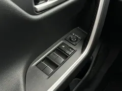 2022 Toyota Wildlander 2.0L CVT 2WD Luxury Plus — фото 17