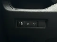2022 Toyota Wildlander 2.0L CVT 2WD Luxury Plus — фото 20
