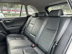 2022 Toyota Wildlander 2.0L CVT 2WD Luxury Plus — фото 22