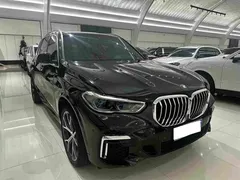 2022 BMW X5 40Li M Sport Package, чёрный — фото 3