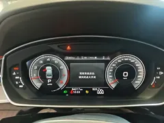 2023 Audi A8L 50 TFSI quattro Select, чёрный — фото 5