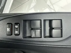 2022 Toyota Vios 1.5L 20th Anniversary, белый — фото 14