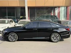 2022 Honda Accord 2.0L Hybrid, чёрный — фото 6