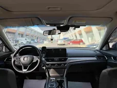 2022 Honda Accord 2.0L Hybrid, чёрный — фото 8