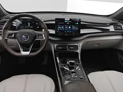 2024 BYD Qin PLUS Honor DM-i PHEV 55km Leading, белый — фото 12