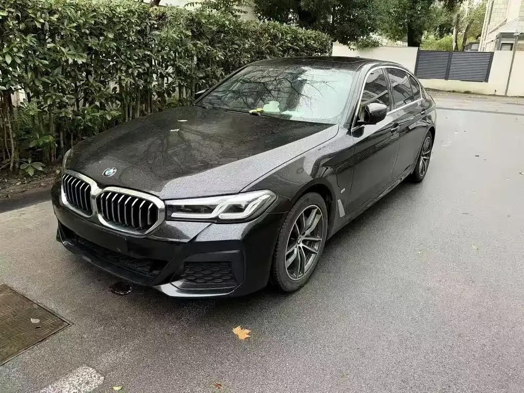 2021 BMW 5 Series 535Le PHEV Pioneer M Sport Package