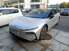 2024 Xpeng P7+ Ultra Long Range Max — фото 2