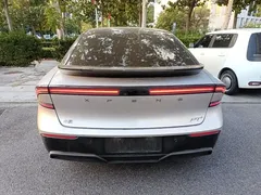 2024 Xpeng P7+ Ultra Long Range Max — фото 6