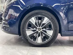 2021 Mercedes-Benz V-Class V 260 L Long Wheelbase Luxury, синий — фото 8