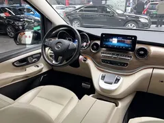 2021 Mercedes-Benz V-Class V 260 L Long Wheelbase Luxury, синий — фото 23