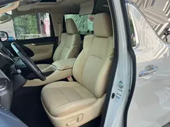 2021 Toyota Alphard Hybrid 2.5L Premium, белый — фото 11