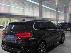 2022 BMW X5 30Li M Sport Package, чёрный — фото 4
