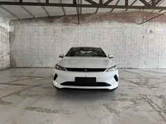 2025 BYD Qin PLUS EV Smart Driving 420km Leading, белый — фото 3