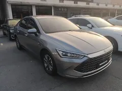 2024 BYD Qin PLUS Honor DM-i PHEV 55km Leading — фото 4