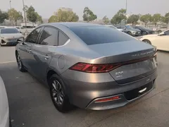 2024 BYD Qin PLUS Honor DM-i PHEV 55km Leading — фото 5