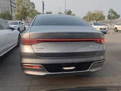 2024 BYD Qin PLUS Honor DM-i PHEV 55km Leading — фото 6