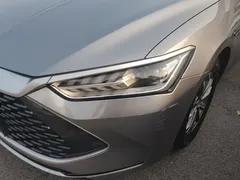 2024 BYD Qin PLUS Honor DM-i PHEV 55km Leading — фото 24
