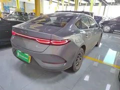 2025 BYD Qin PLUS DM-i PHEV Smart Driving 128km Advance — фото 7