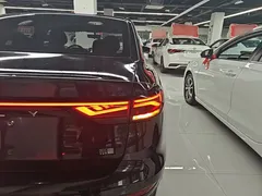 2022 Geely Emgrand 4th Gen 1.5L CVT Premium, синий — фото 8