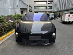 2025 Li Auto i6 4WD Standard, чёрный — фото 2