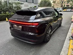 2025 Li Auto i6 4WD Standard, чёрный — фото 7