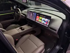 2025 Li Auto i6 4WD Standard, чёрный — фото 9