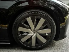 2025 Li Auto i6 4WD Standard, чёрный — фото 21