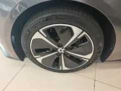 2024 Nio ET5T 75kWh Touring — фото 23