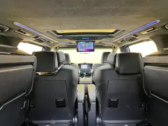 2021 Toyota Alphard 2.5L Hybrid 4WD Executive, белый — фото 41