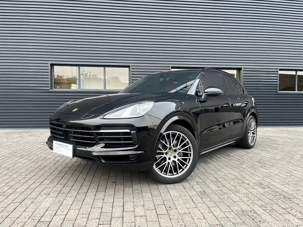 2023 Porsche Cayenne 3.0T Platinum Edition