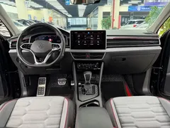 2022 Volkswagen Tiguan L X 330TSI 2WD Flagship, чёрный — фото 17