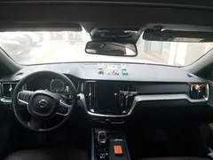 2022 Volvo S60 B4 Luxury, белый — фото 12
