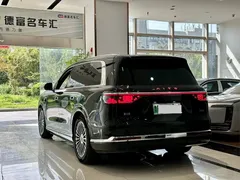 2026 Aito M9 EREV Ultra 6-seat, зелёный — фото 15