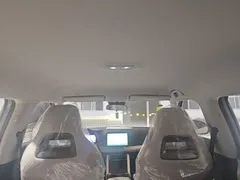 2025 BYD Yuan UP EV 301km Pilot, белый — фото 18
