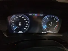 2021 Volvo XC40 4WD Fashion, белый — фото 4