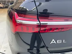 2022 Audi A6L 45 TFSI Select Sport, чёрный — фото 10