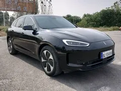 2023 Aito M5 EV RWD Standard, чёрный — фото 3