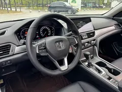 2022 Honda Accord 260TURBO Luxury, белый — фото 13